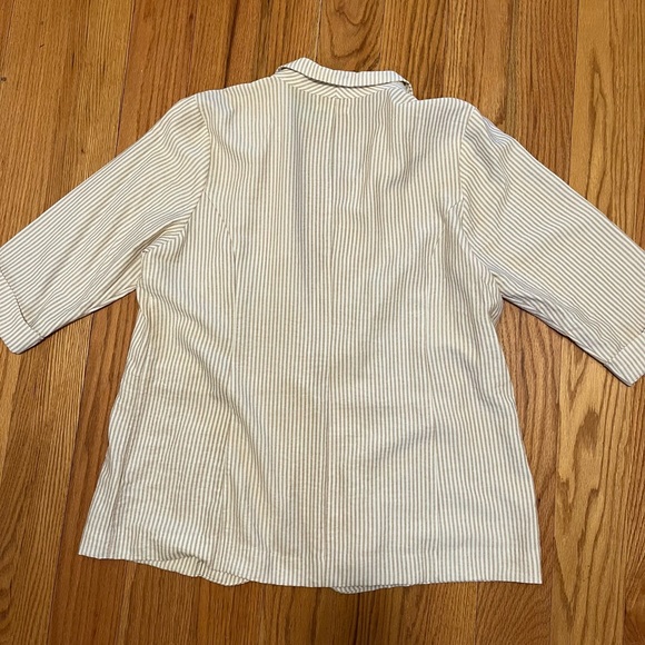 NWT Maurices blazer, XXL tan and white stripe. - Picture 4 of 4